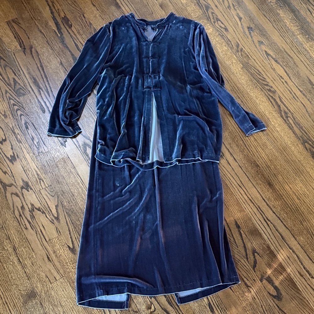 Eileen Fisher Women's Large Coordinated Set Velour Blouse and Skirt Deep Purple